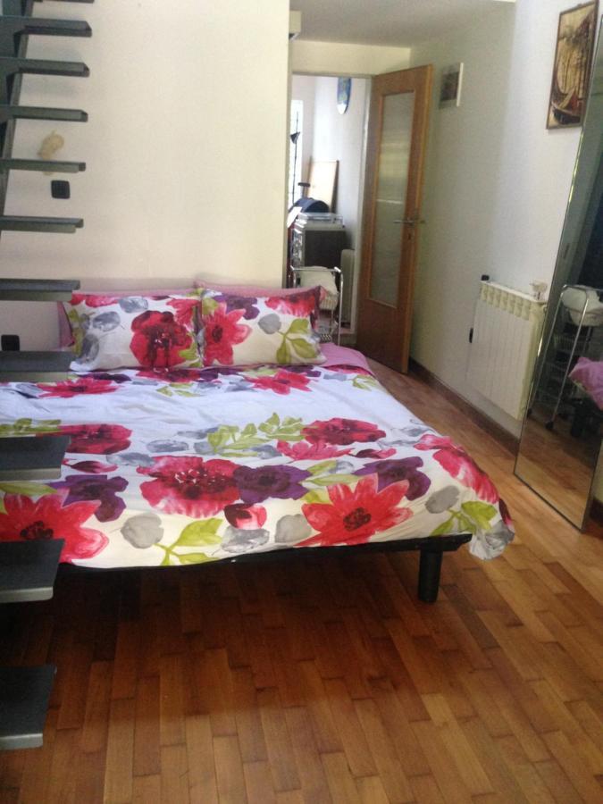 Sea Breeze Studio Hotel Pula Ngoại thất bức ảnh